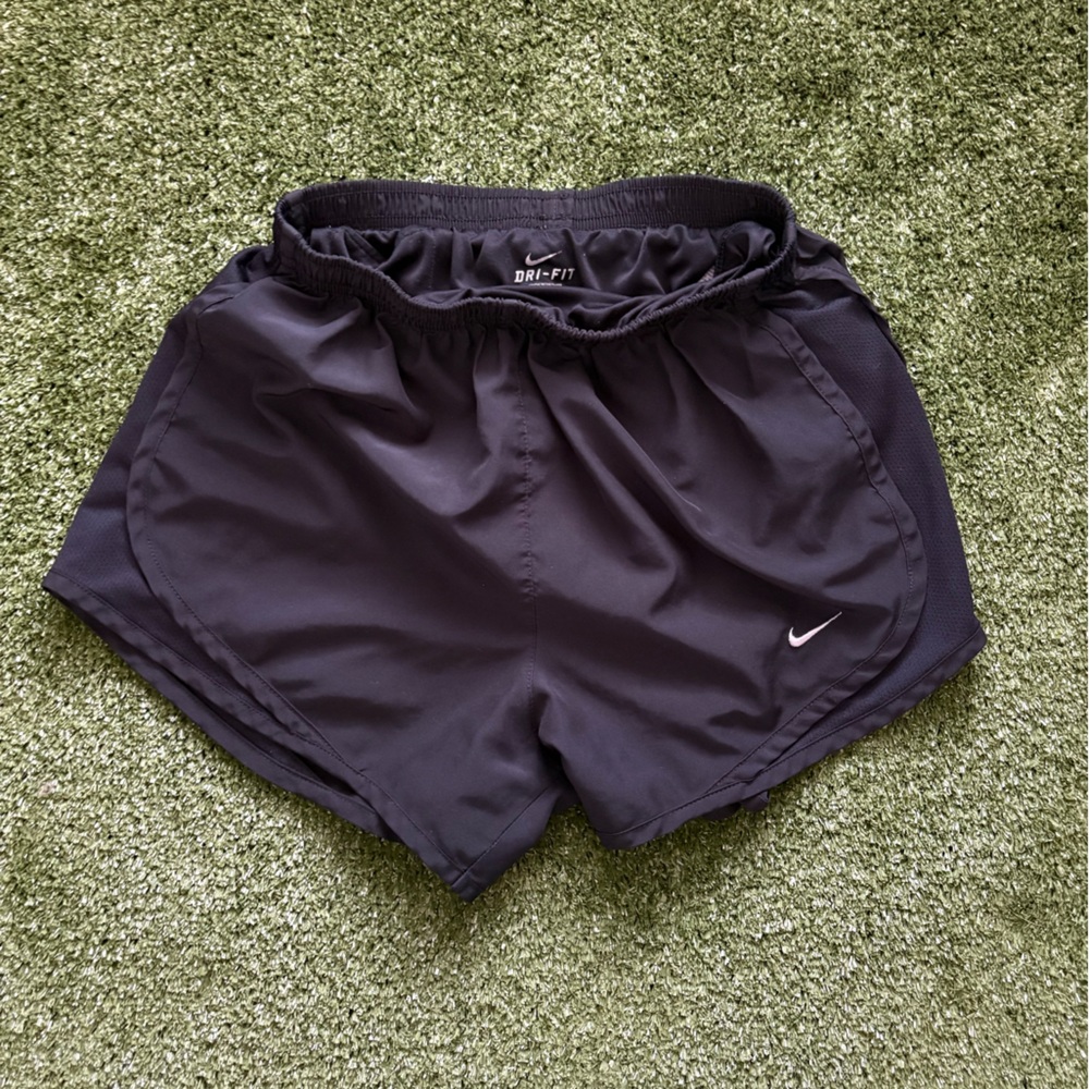 Nike dri- fit shorts black